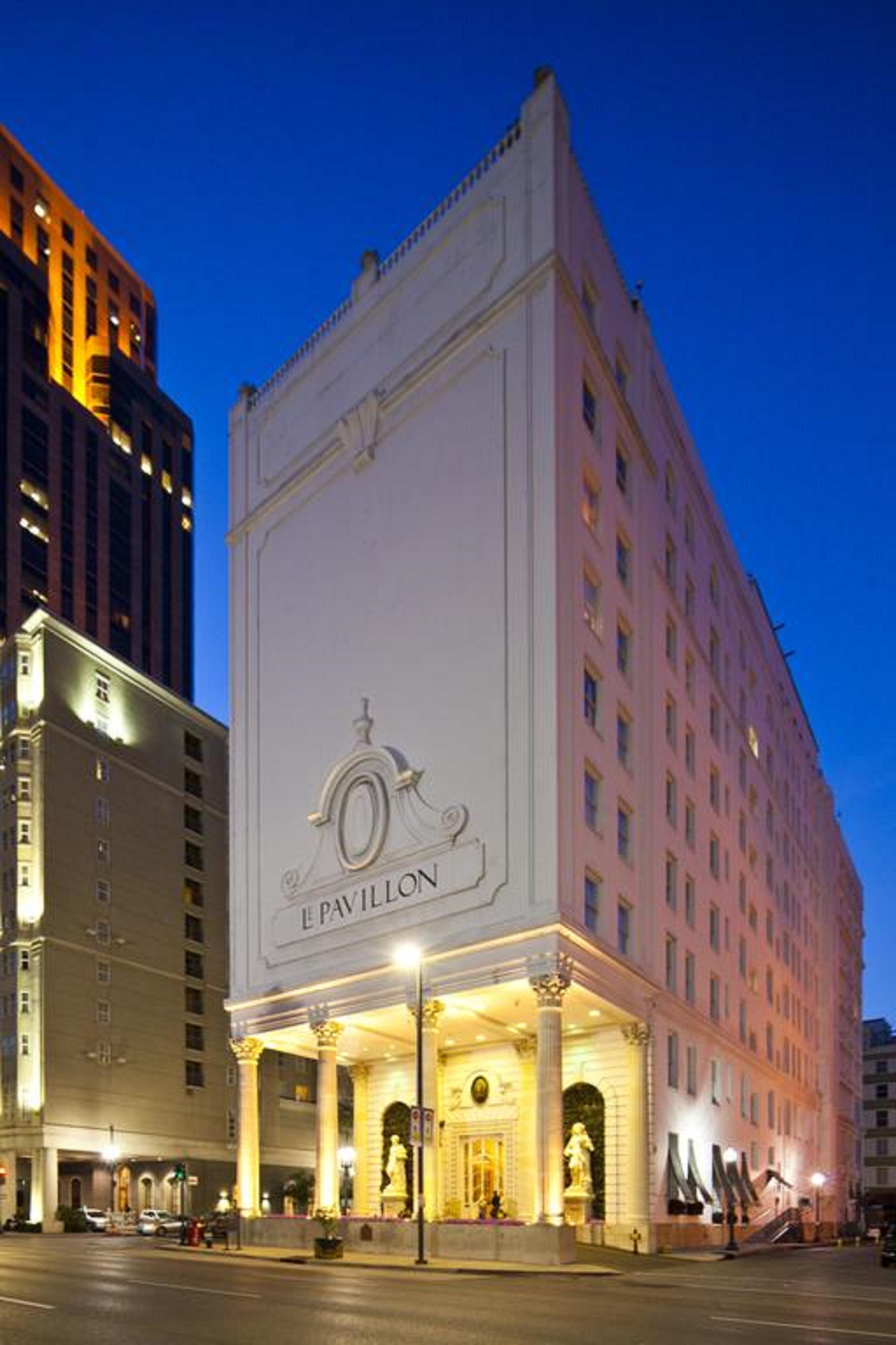 Le Pavillon New Orleans Hotel Exterior photo